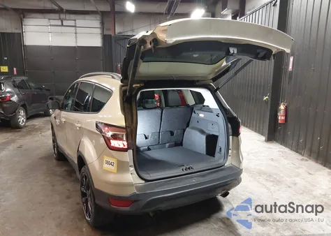 2017 Ford Escape Se from USA, damaged, VIN 1FMCU9G95HUD33403